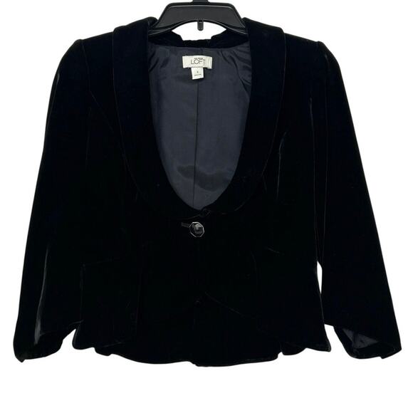 Y2K LOFT Black Velvet Silk Blend Crop Blazer Size 2 Dark Romantic Coquette Indie - Picture 4 of 15